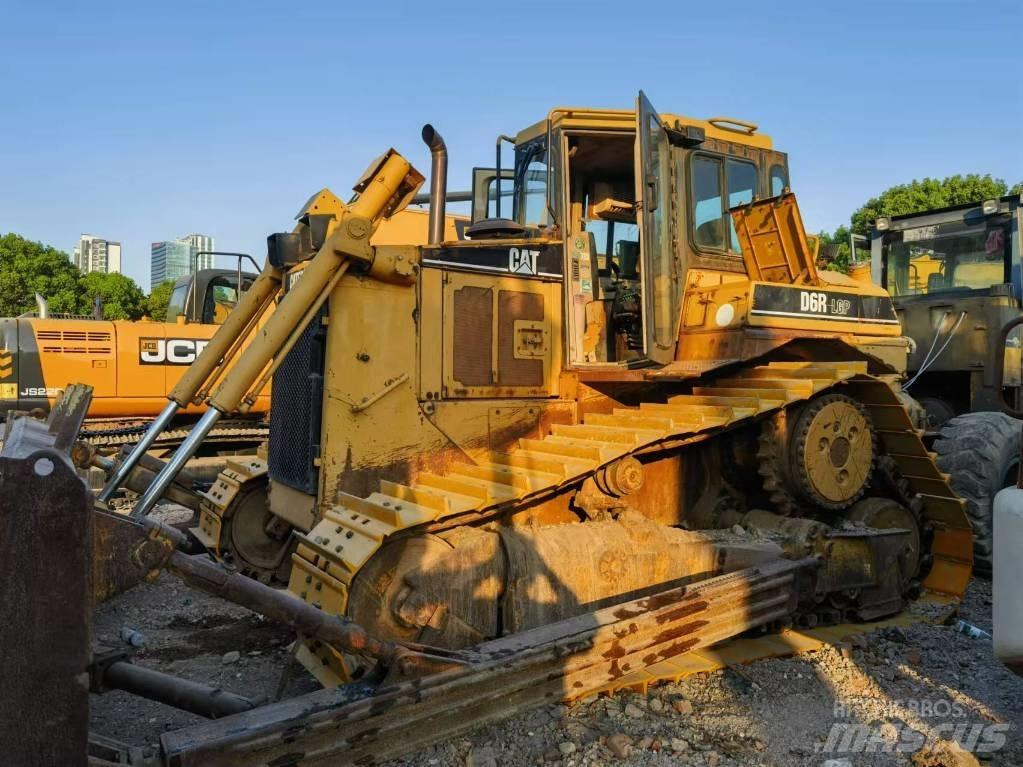 CAT D 6 R 履带式推土机
