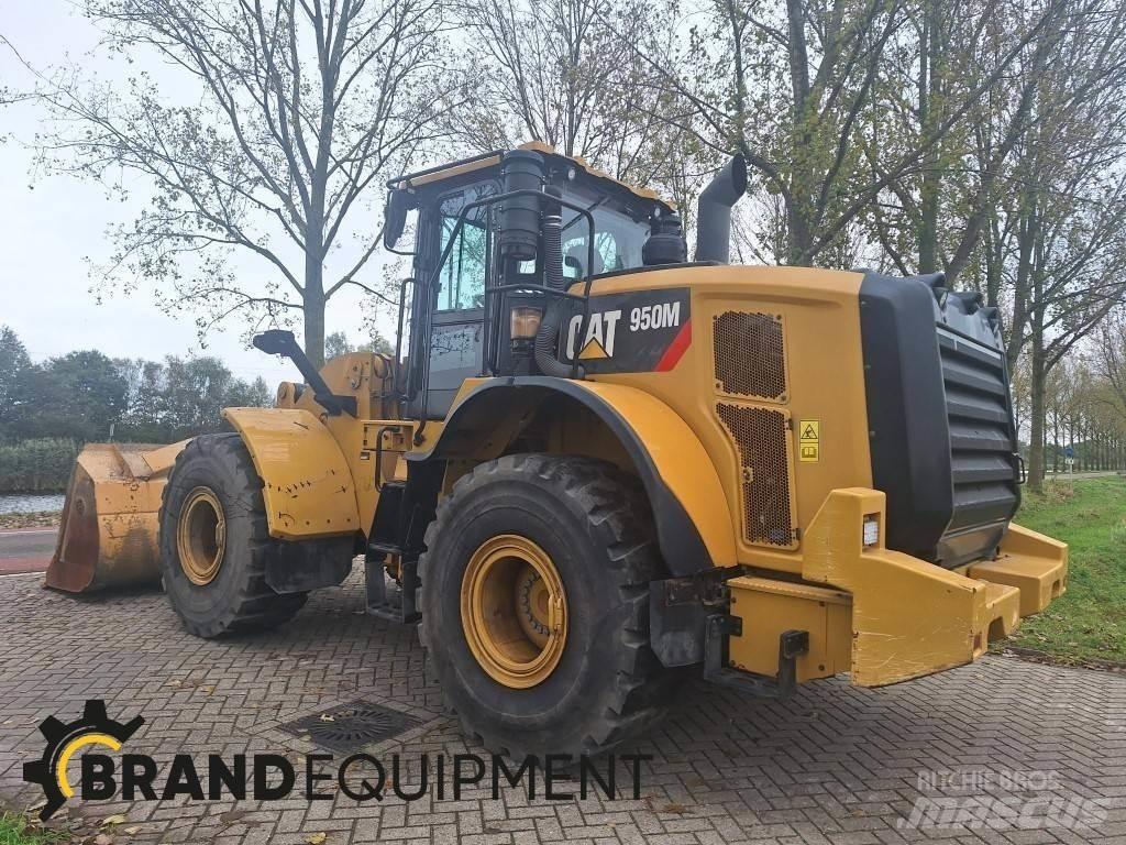 CAT 950M 轮式装载机
