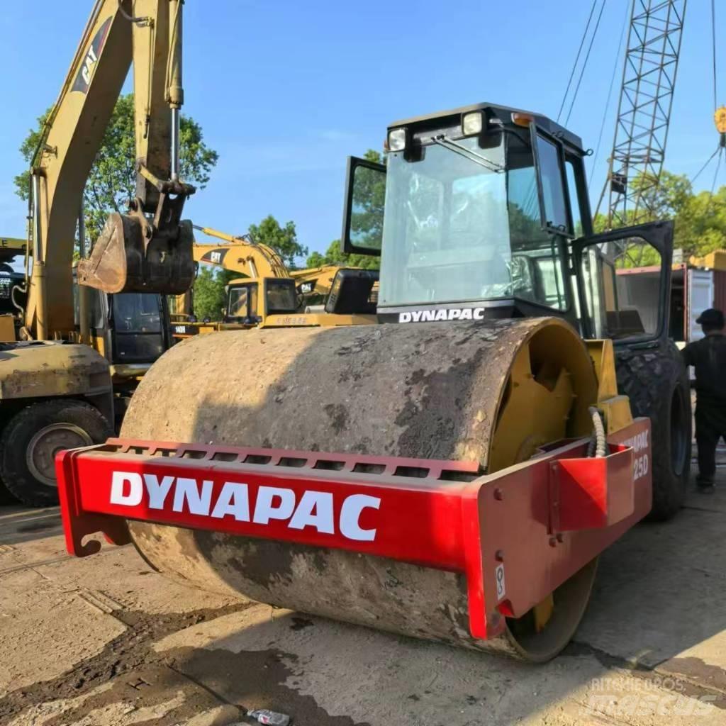 Dynapac CA 25 D 单轮压路机