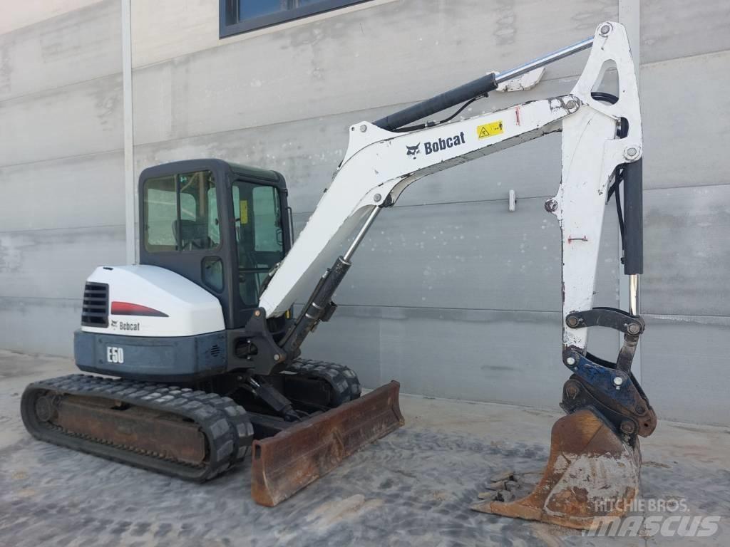 Bobcat E 50 EM 小型挖掘机