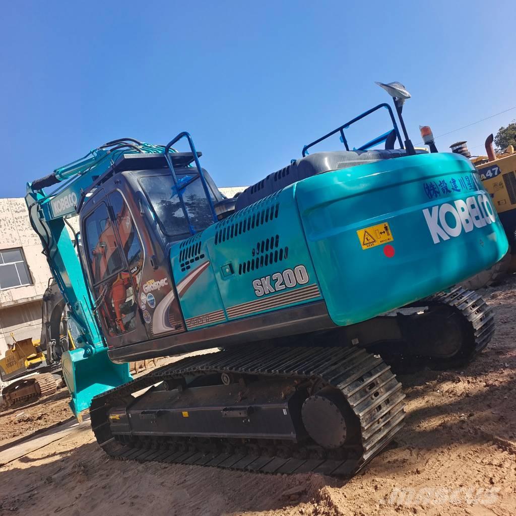 Kobelco SK 200 履带挖掘机