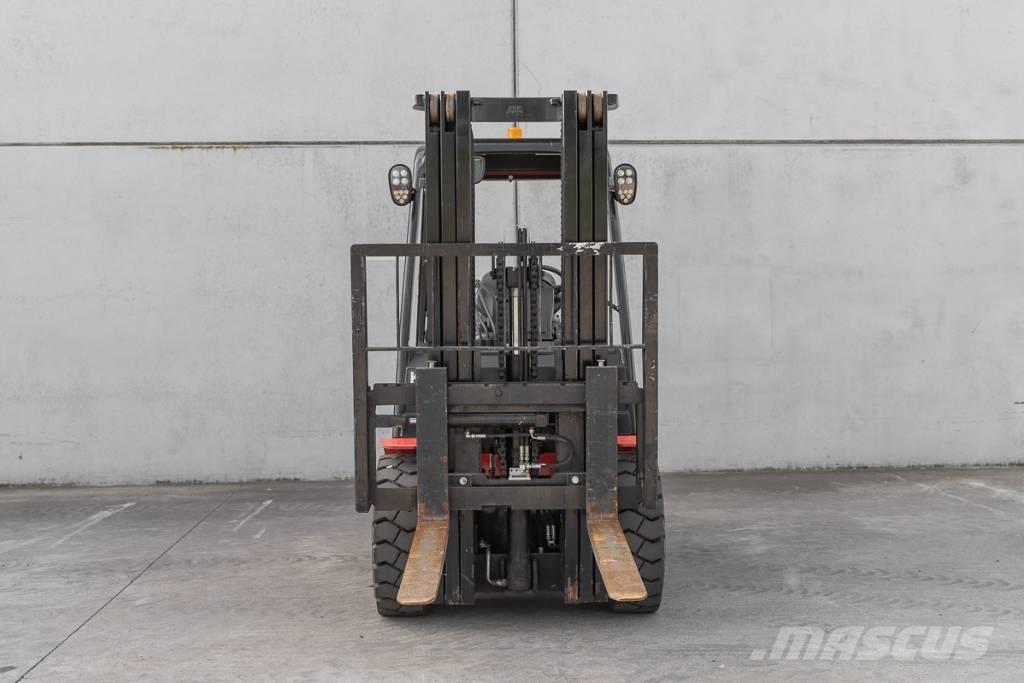 Manitou MI 30 D 柴油叉车