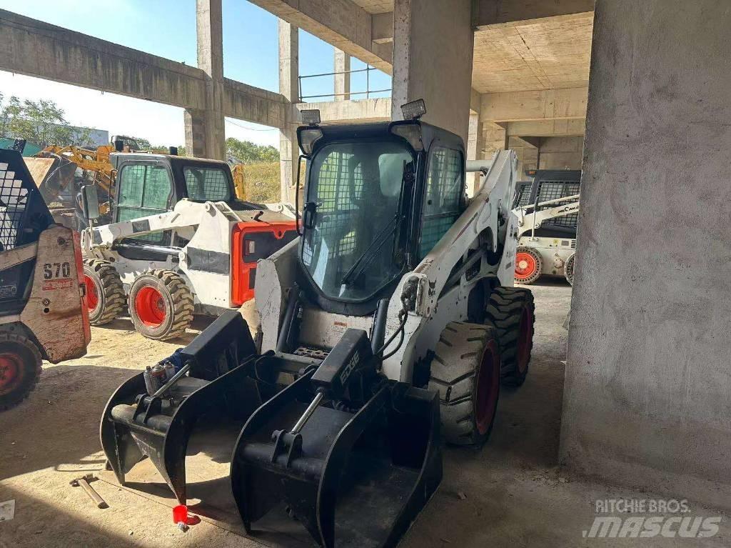 Bobcat S750 滑移装载机