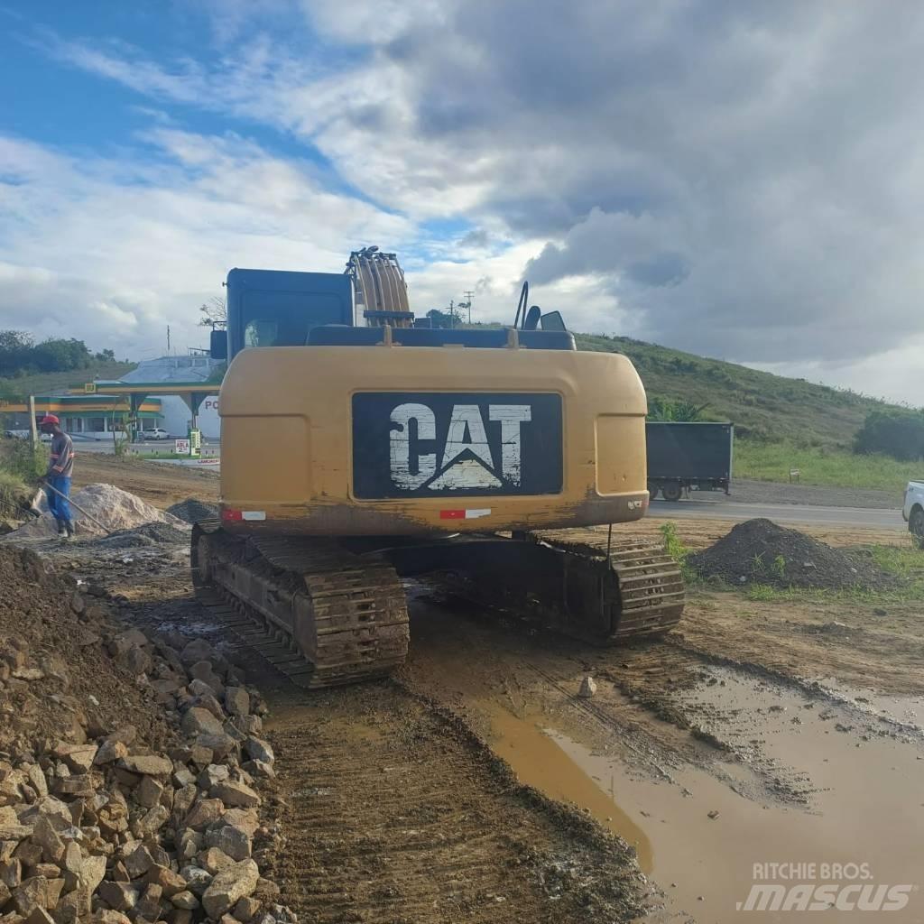 CAT 320D 履带挖掘机