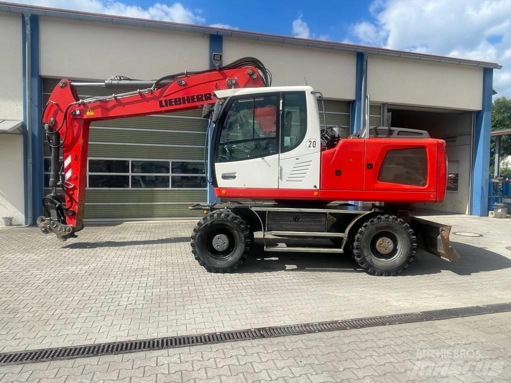 Liebherr A 920 轮式挖掘机
