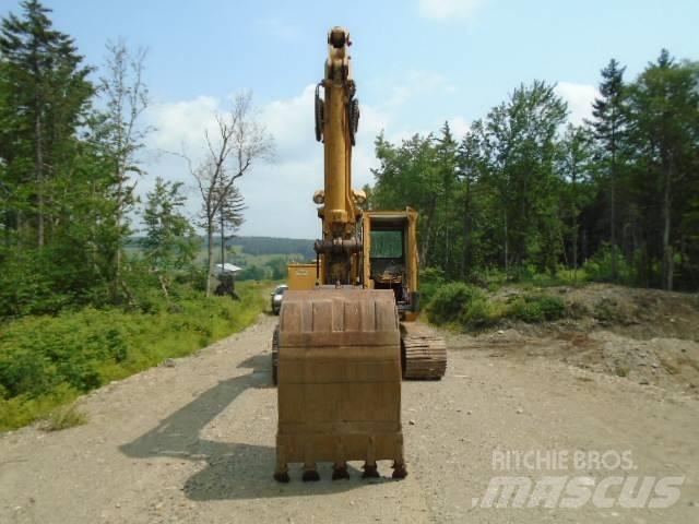 CAT 215 履带挖掘机