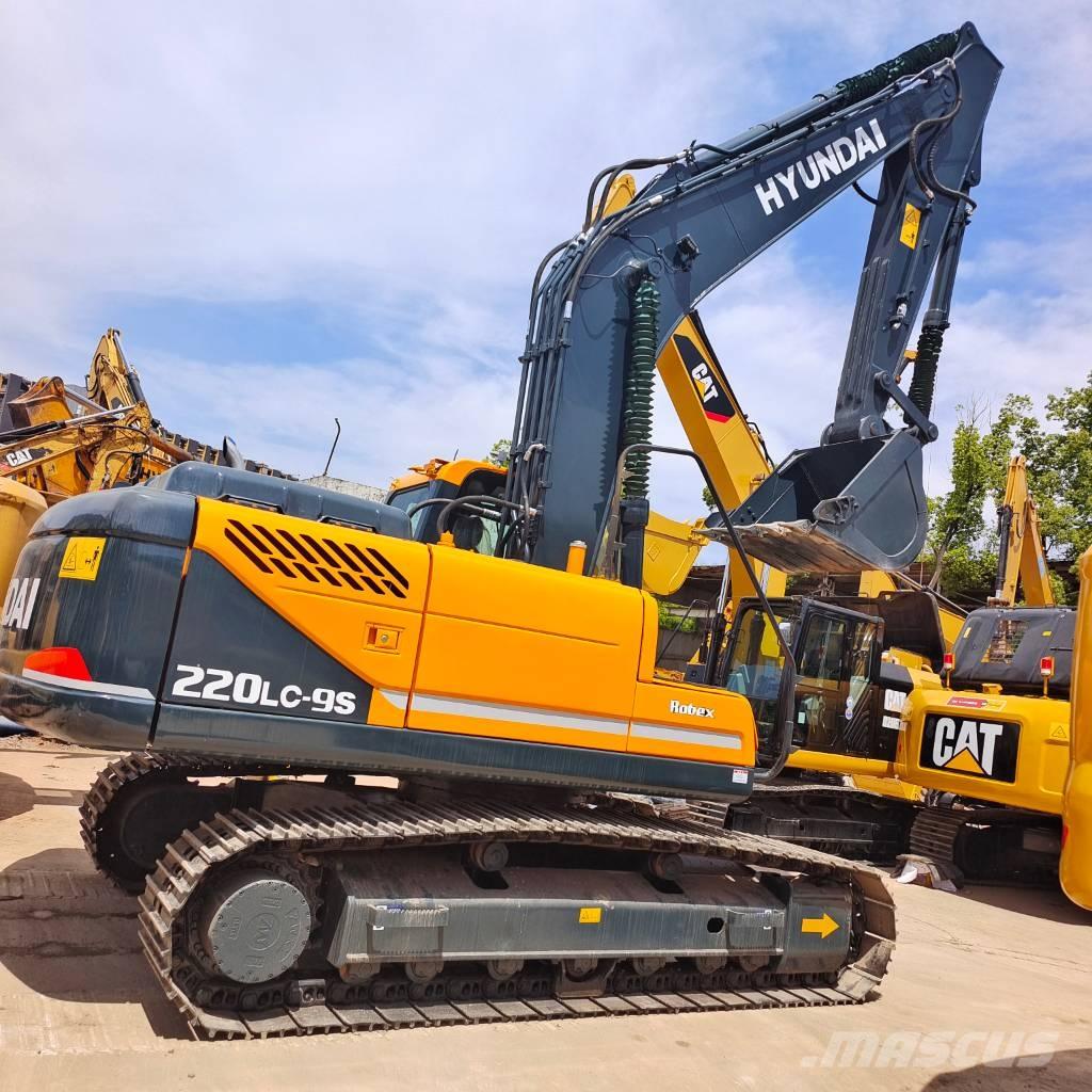 Hyundai 220LC-9S 履带挖掘机