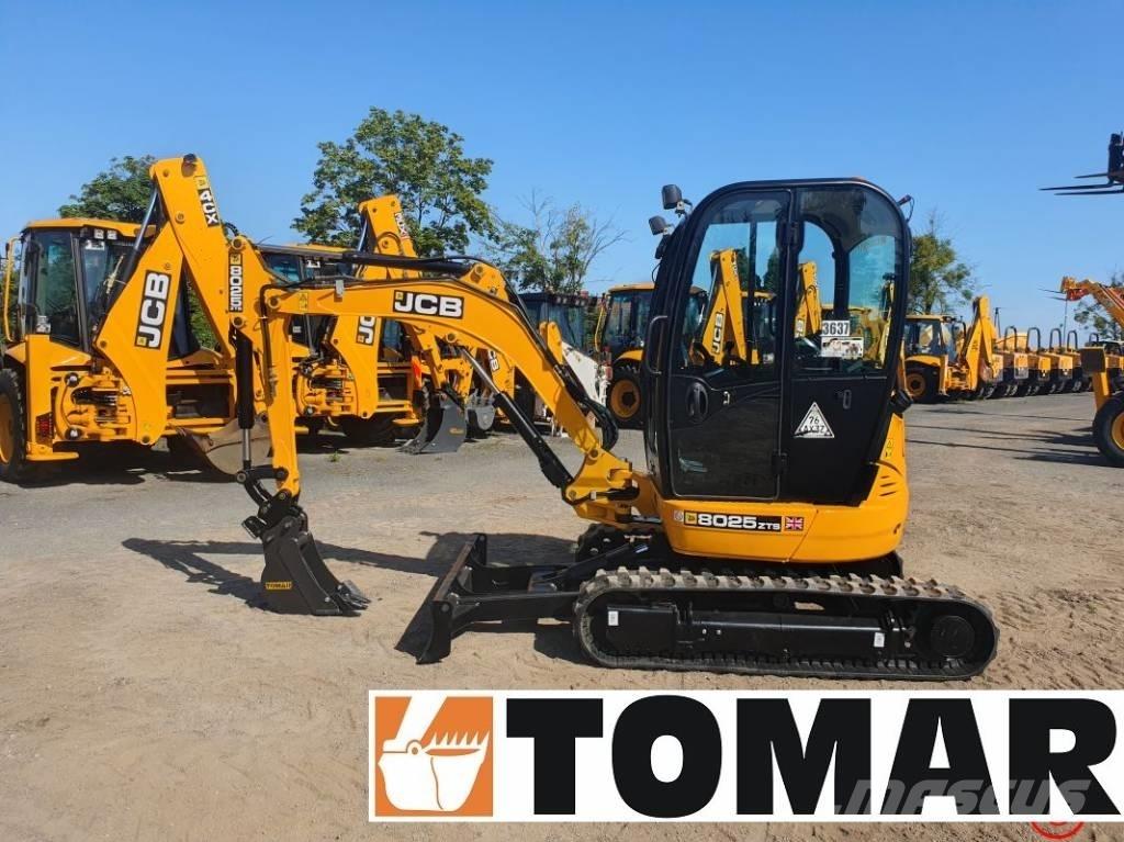 JCB 8025 ZTS 小型挖掘机