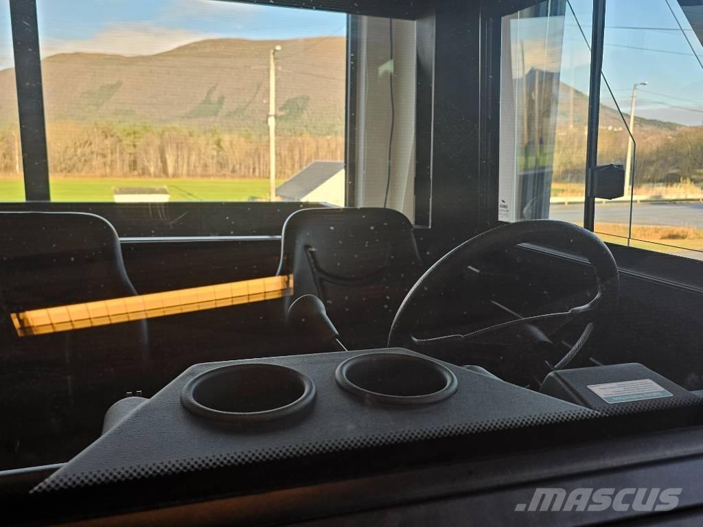 Corvus EX4 CAB 拖拉机/农用车