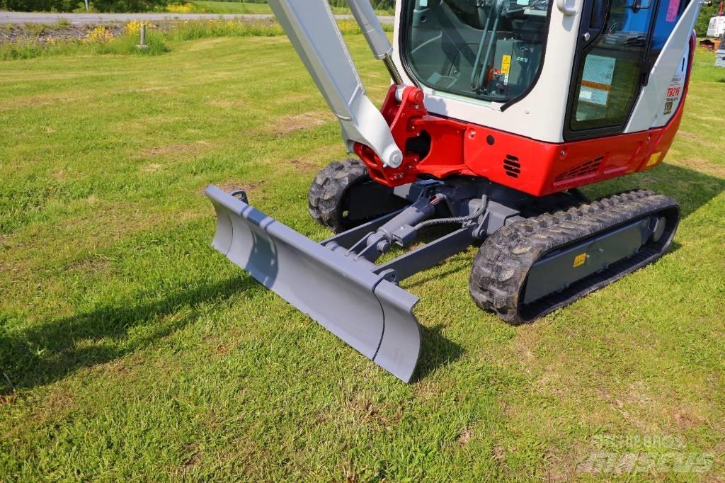 Takeuchi TB216 小型挖掘机