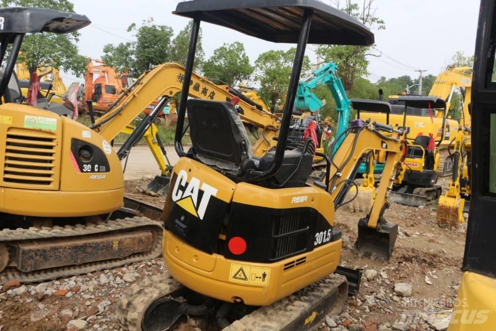 CAT 301.5 CR 小型挖掘机