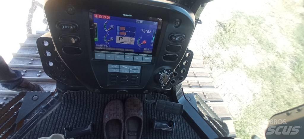 Komatsu D51EX-24 履带式推土机
