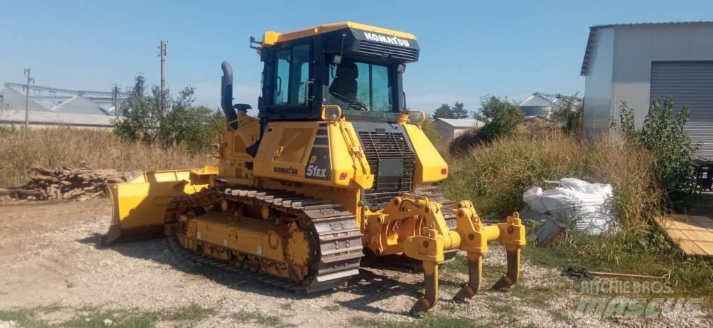Komatsu D51EX-24 履带式推土机