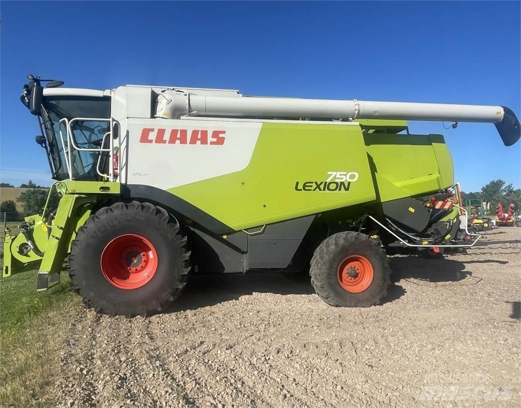 CLAAS Lexion 750 联合收割机