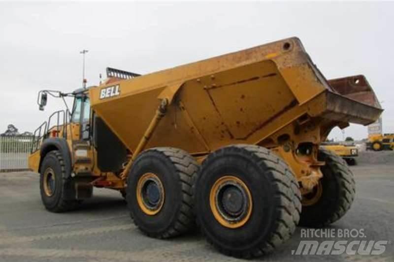 Bell B45E 铰接式自卸车