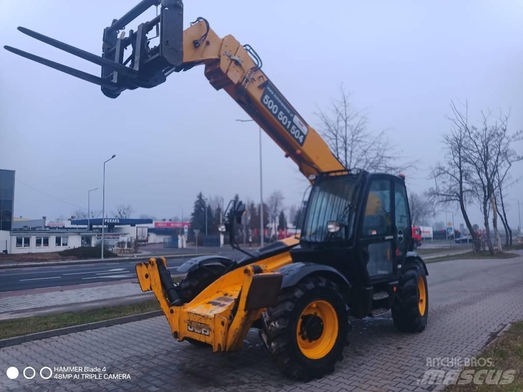 JCB 535-140 Hiviz 伸缩臂叉装车|叉装车