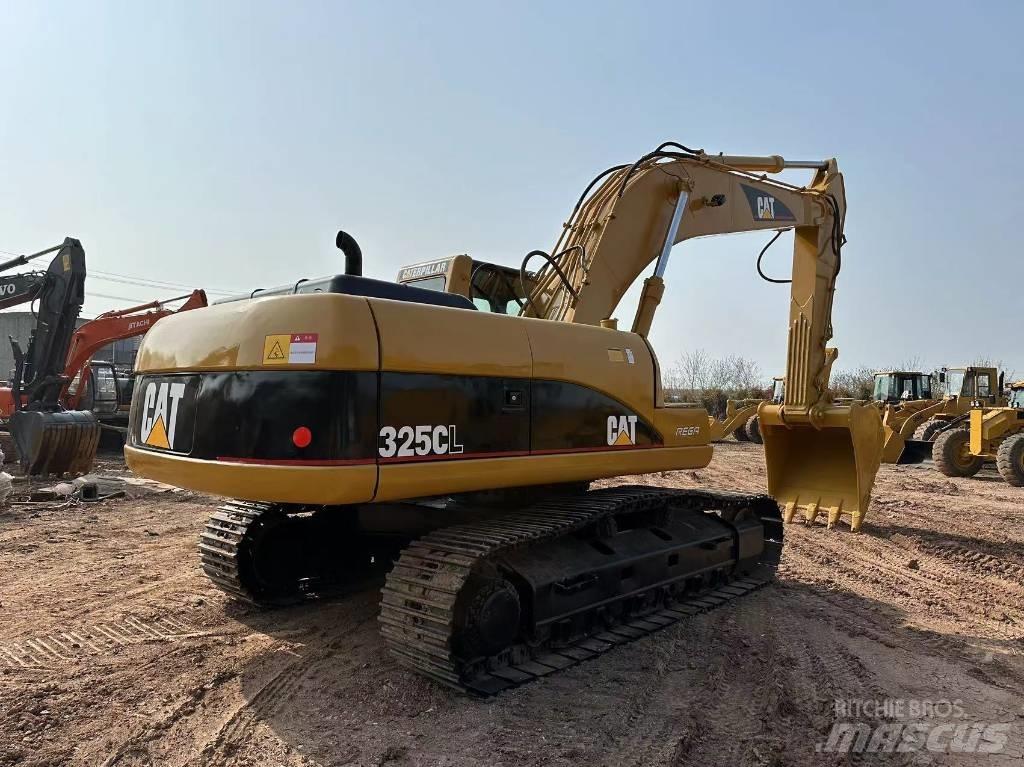 CAT 325 CL 履带挖掘机