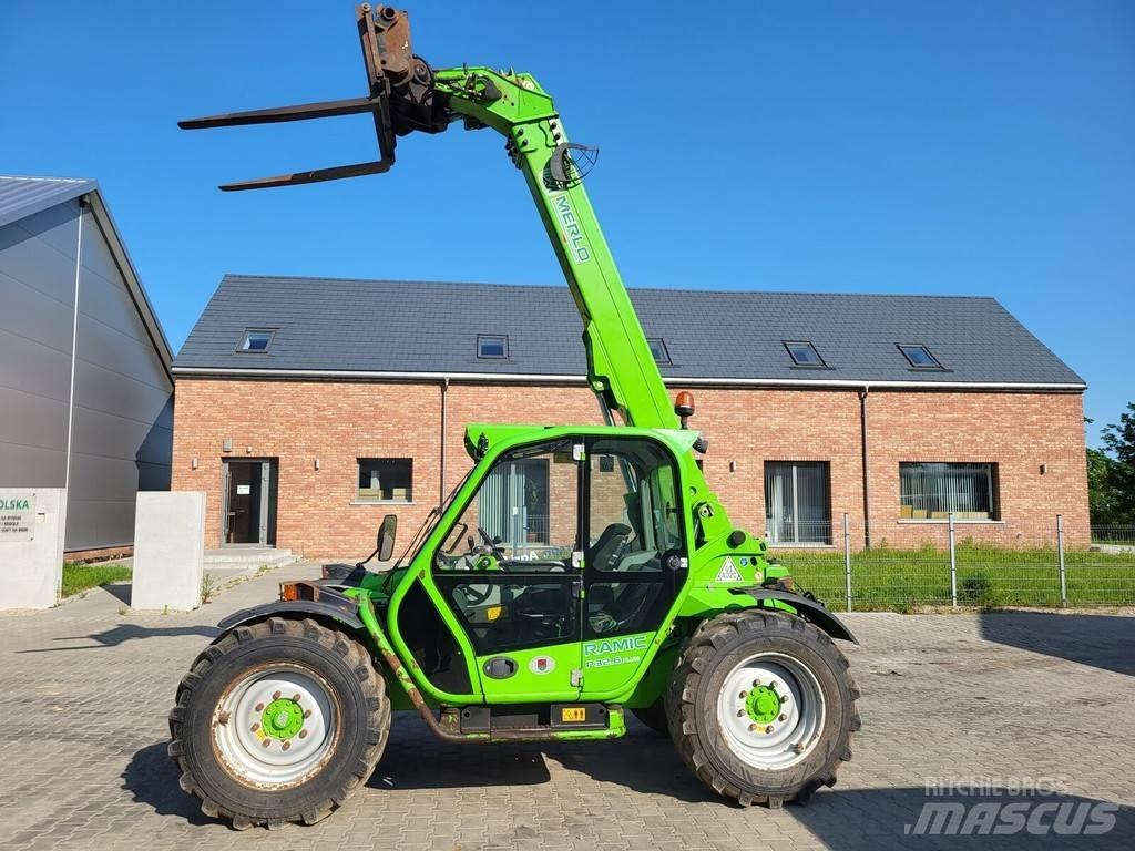Merlo P32.6 PLUS 多功能装载机