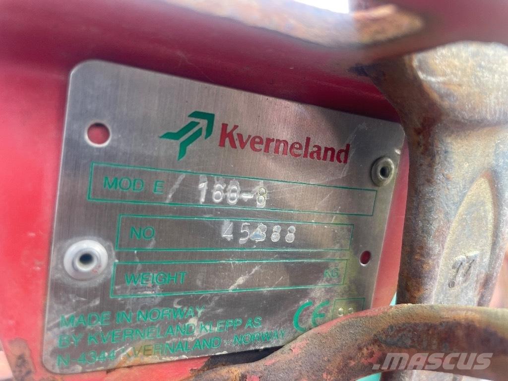 Kverneland E 160-8 双向犁