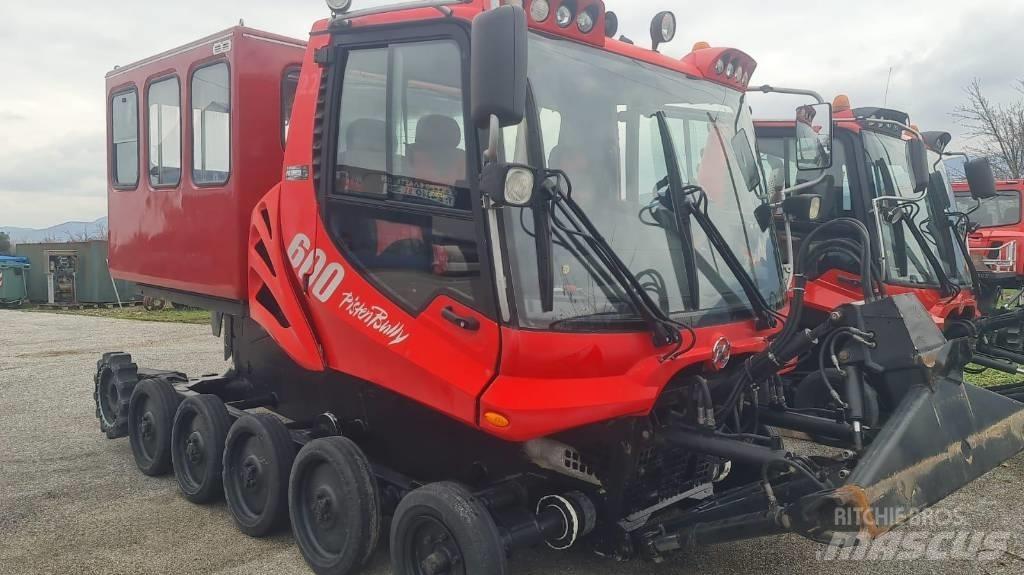  PistenBully  600 铲雪车