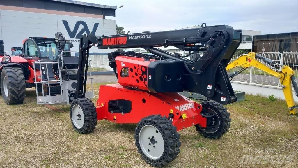 Manitou ManGo 12 曲臂高空工作平台