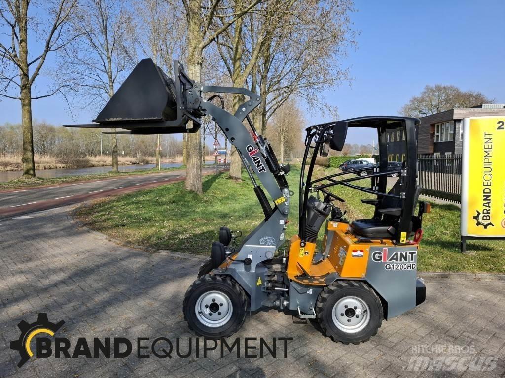 GiANT G1200HD 轮式装载机