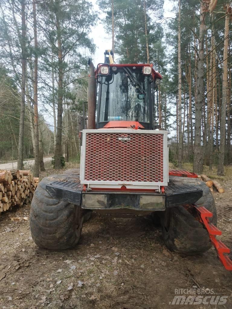 Komatsu 860.4 集运机