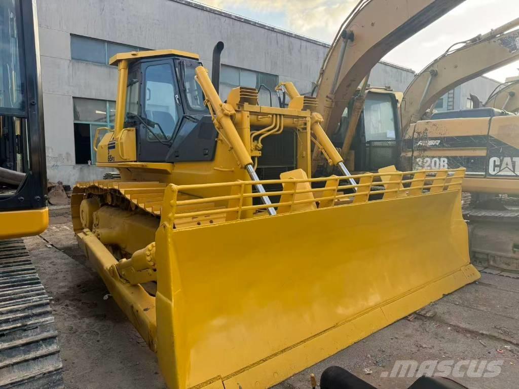 Komatsu D 65 PX-12 履带式推土机