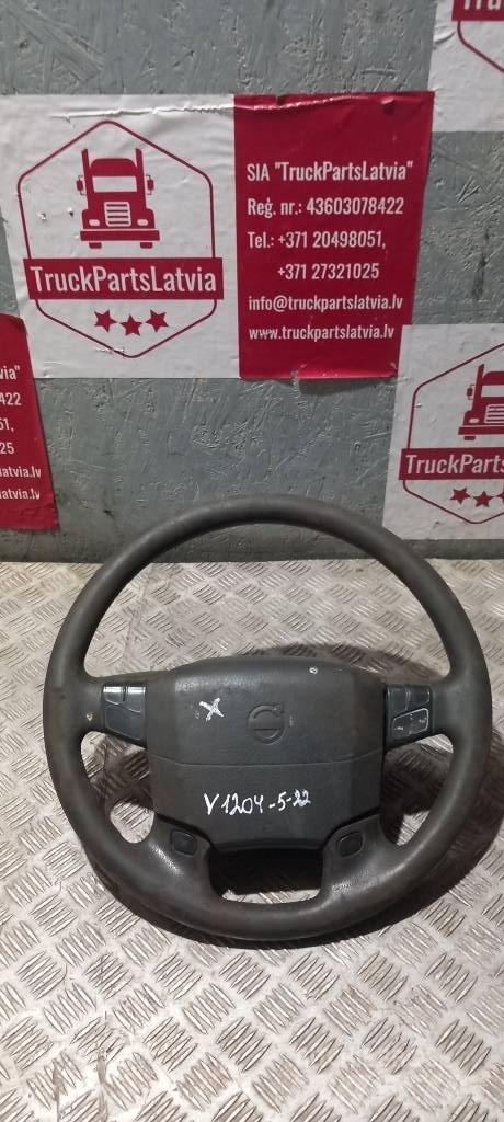 Volvo FH 12   21593003 驾驶室与内部