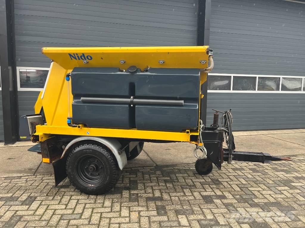 Nido Stratos 融雪撒布机