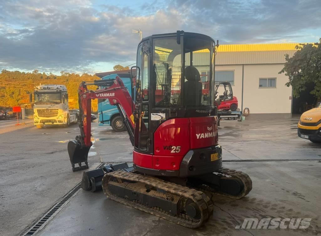 Yanmar Vio 25 小型挖掘机