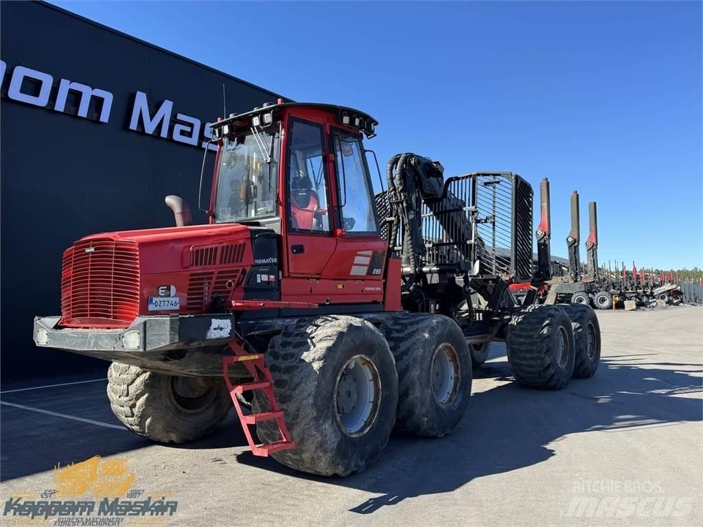 Komatsu 895 集运机
