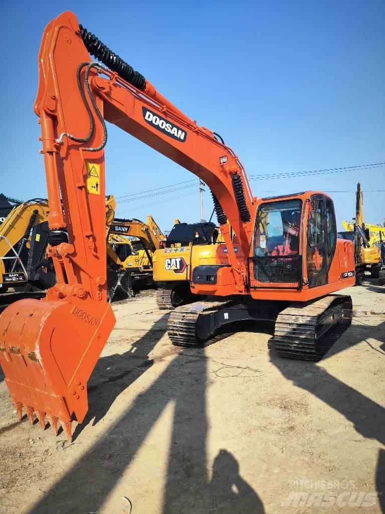 Doosan 150lc 履带挖掘机