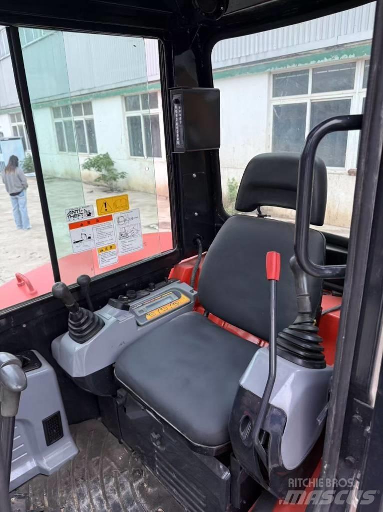 Kubota KX163 小型挖掘机