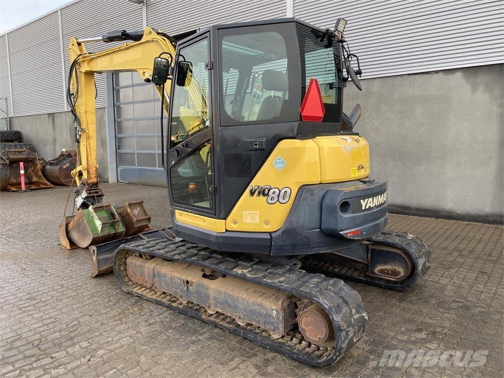 Yanmar VIO80-1A 轮式挖掘机