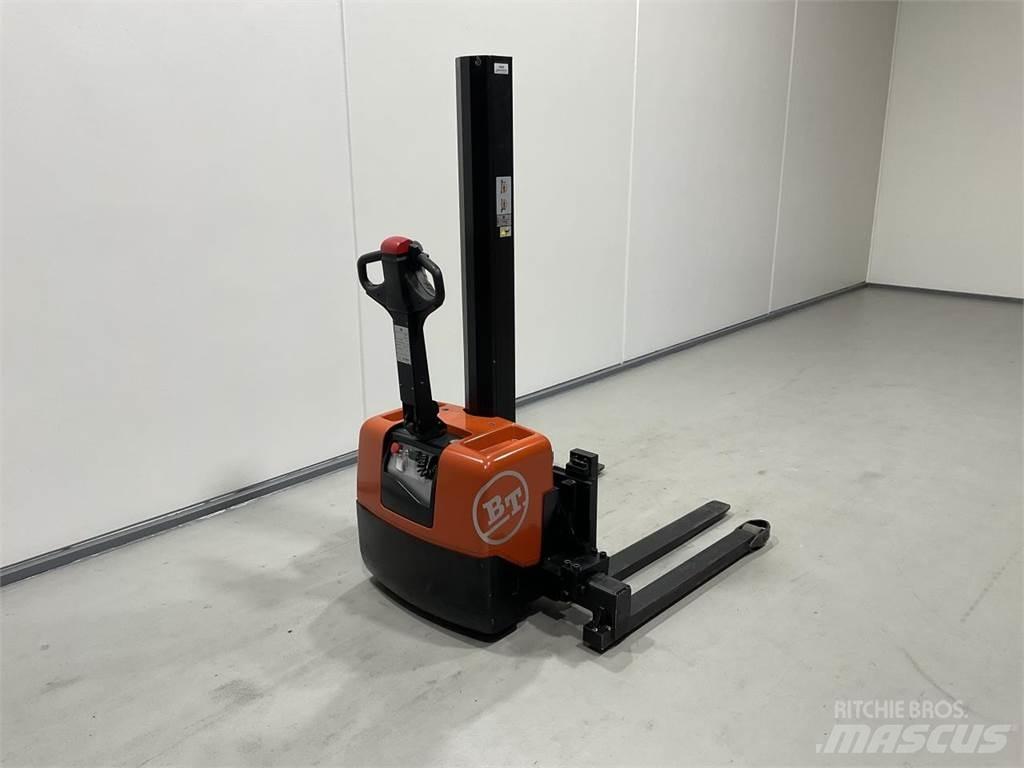 Toyota HWE100 行走式堆垛机