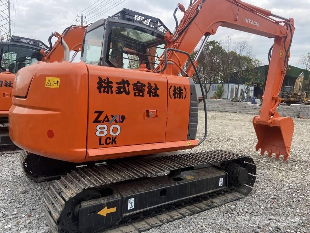 Hitachi ZX 80 中型挖掘机
