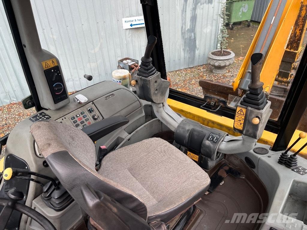 Terex 980 Elite 反铲装载机