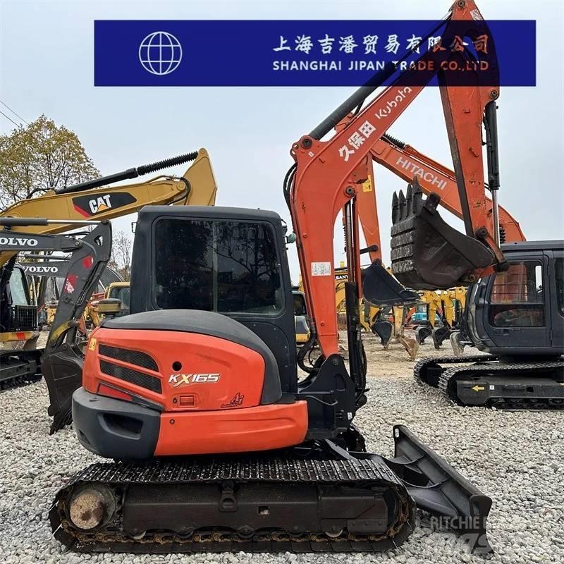 Kubota KX 165 中型挖掘机