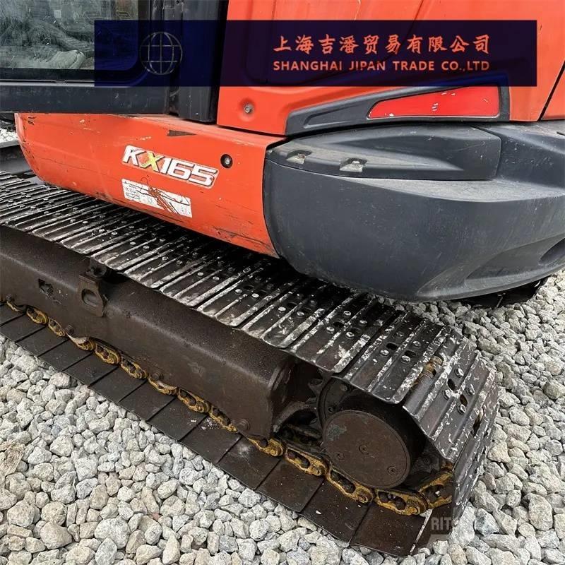 Kubota KX 165 中型挖掘机