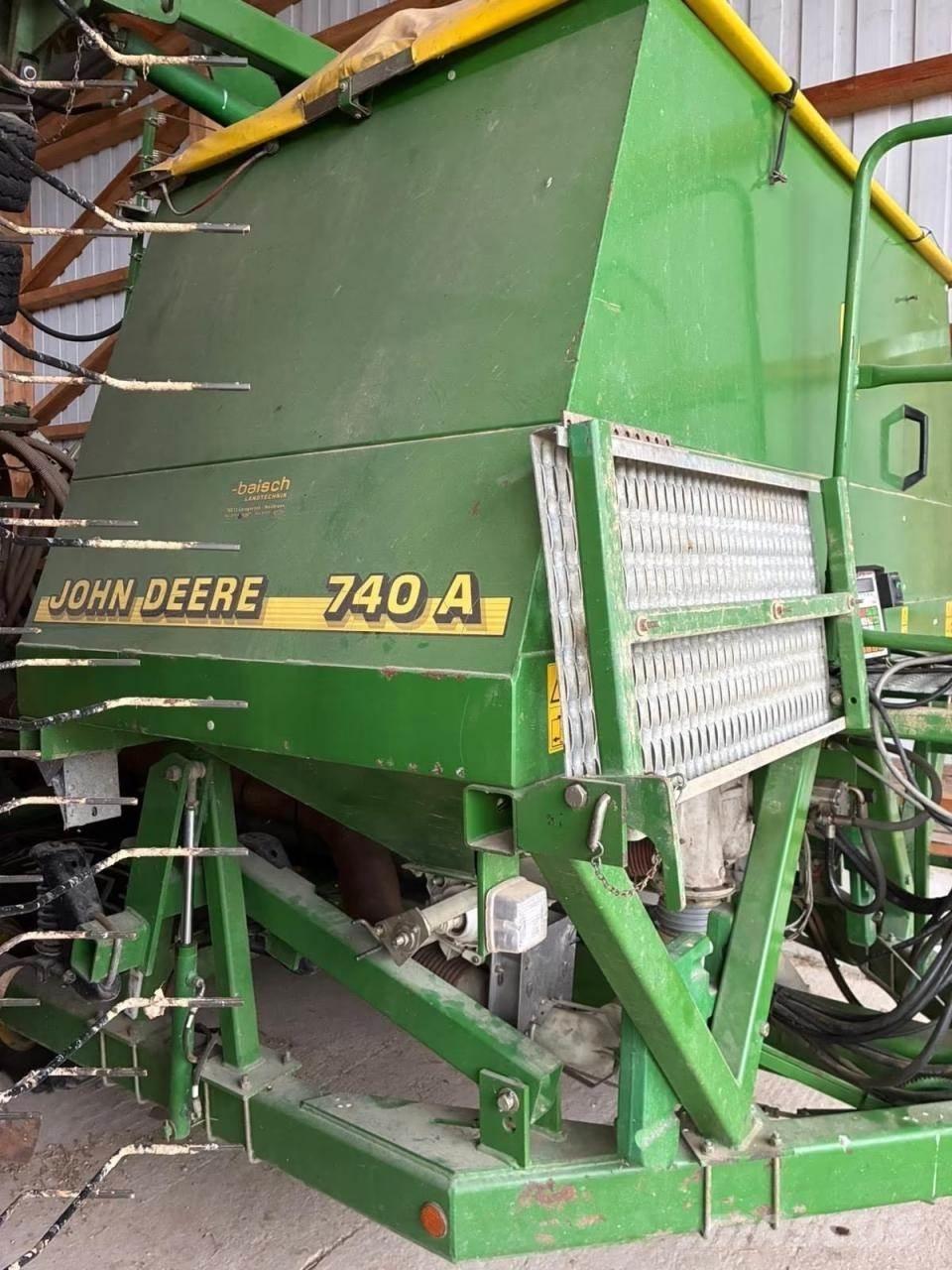 John Deere 740 A 条播机