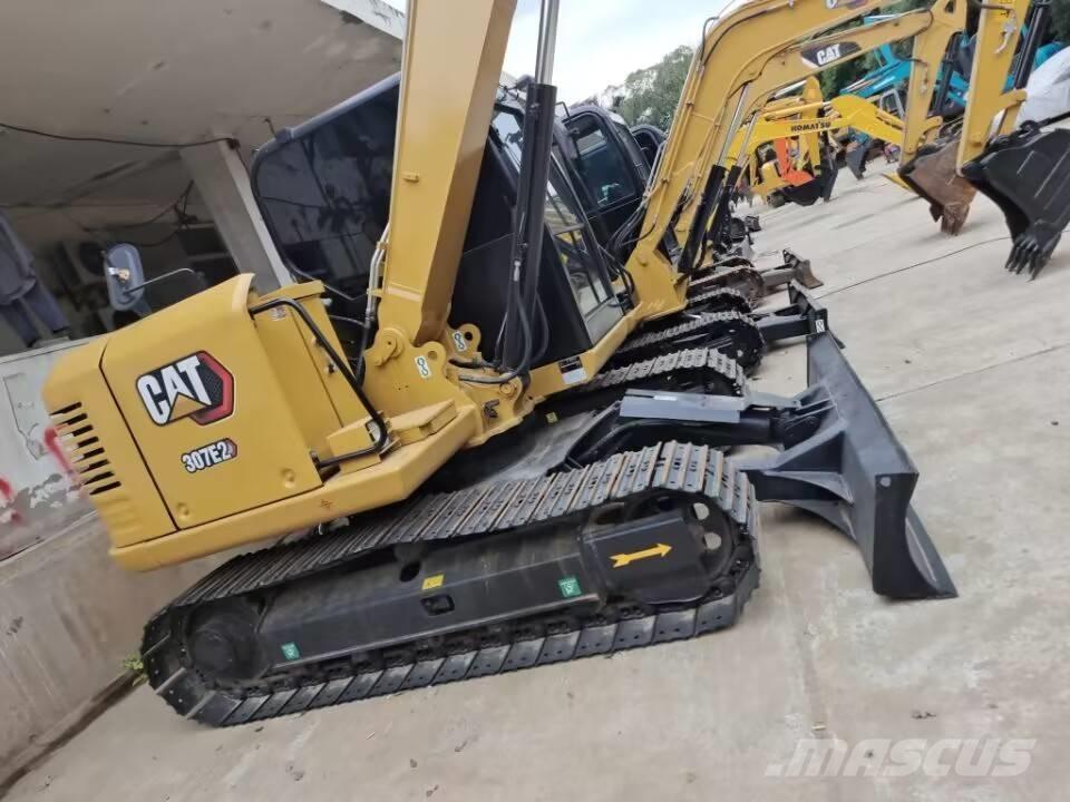 CAT 307 E 小型挖掘机