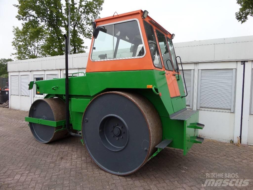 Hamm HW 90-10 双轮压路机