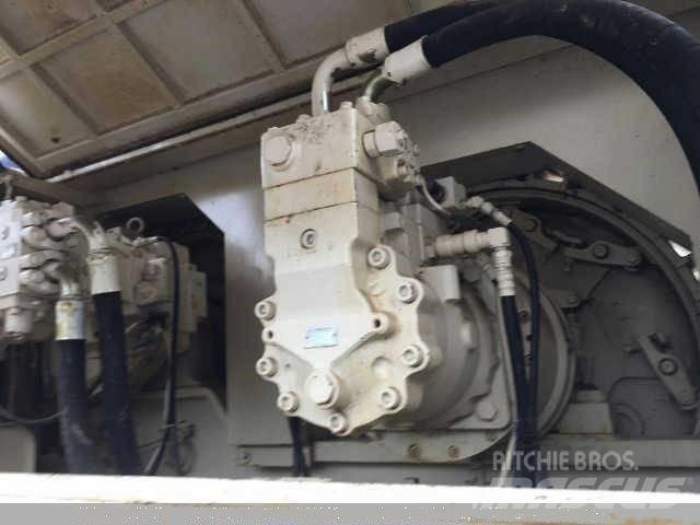 Terex HC 110 履带起重机