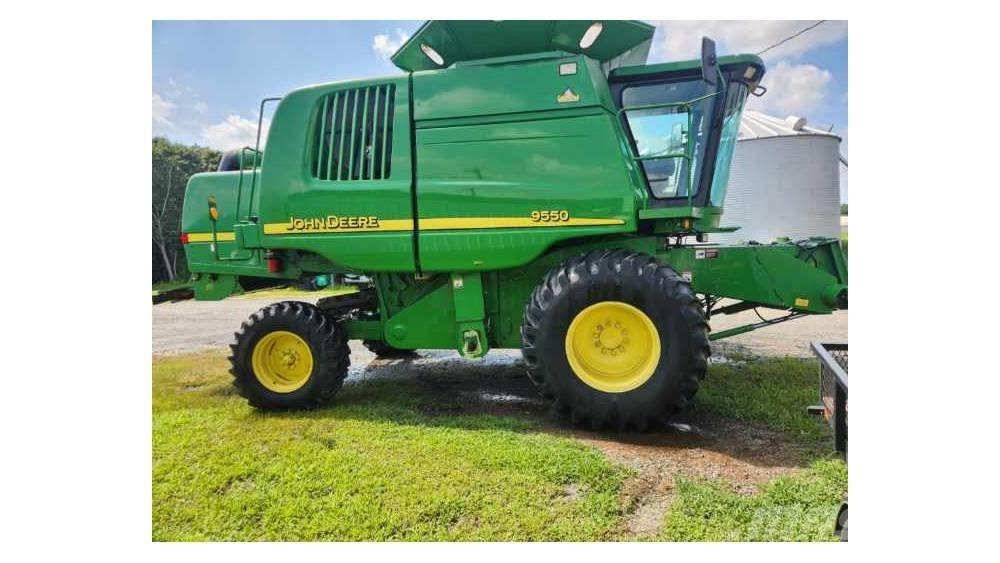 John Deere 9550 联合收割机