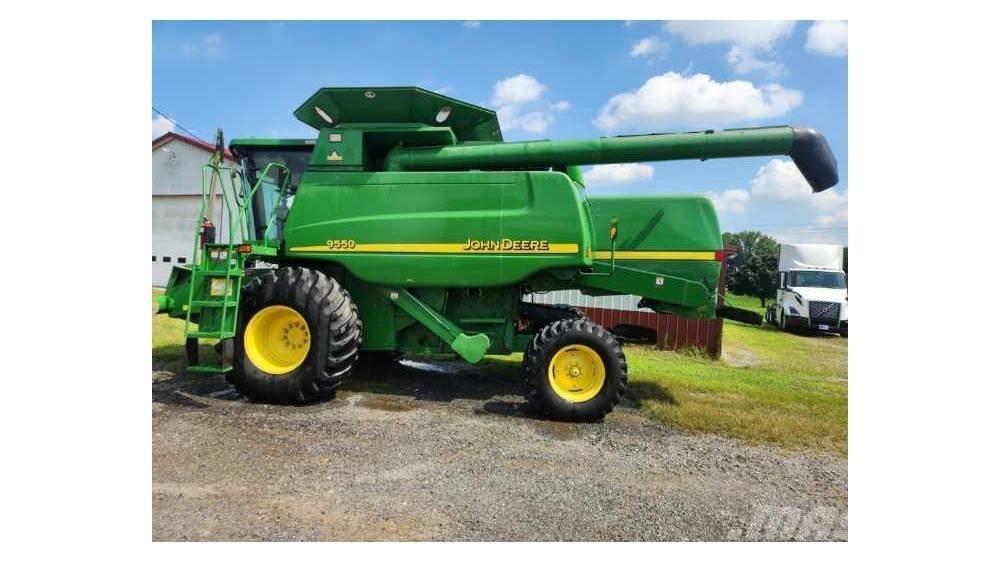 John Deere 9550 联合收割机