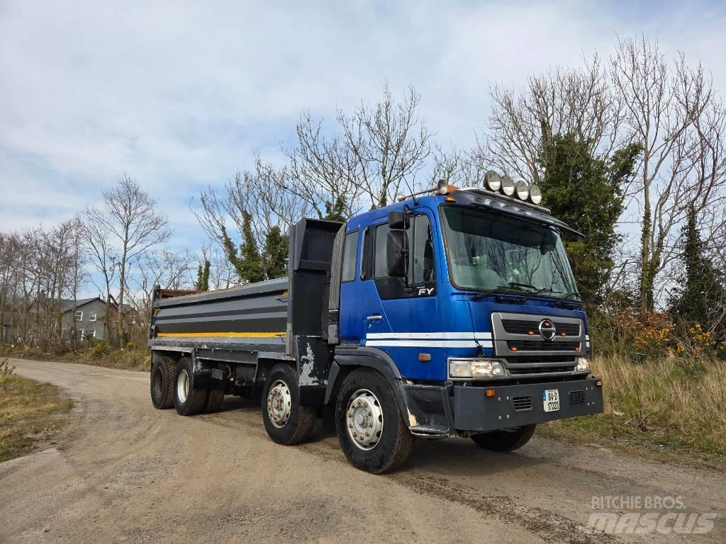 Hino 700 FY 自卸式货车