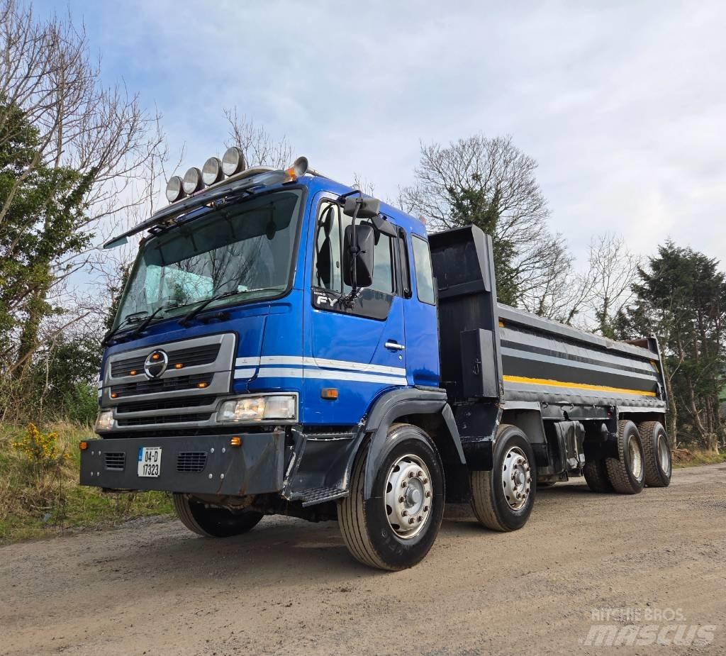 Hino 700 FY 自卸式货车