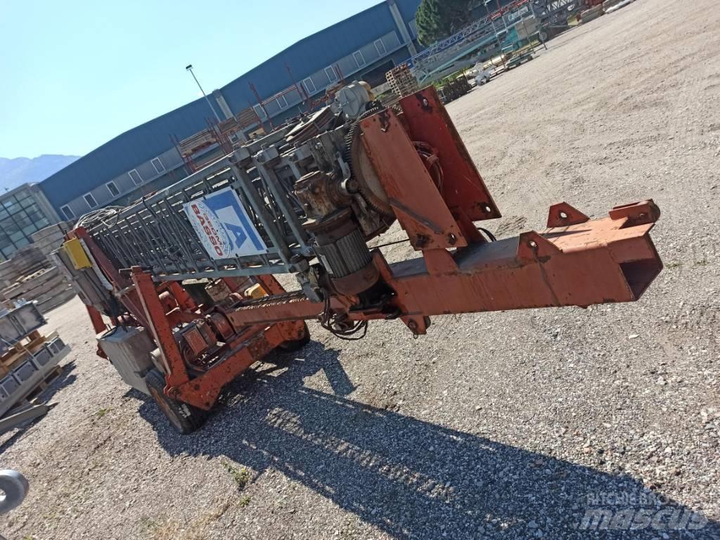 Fari E300 架式起重机