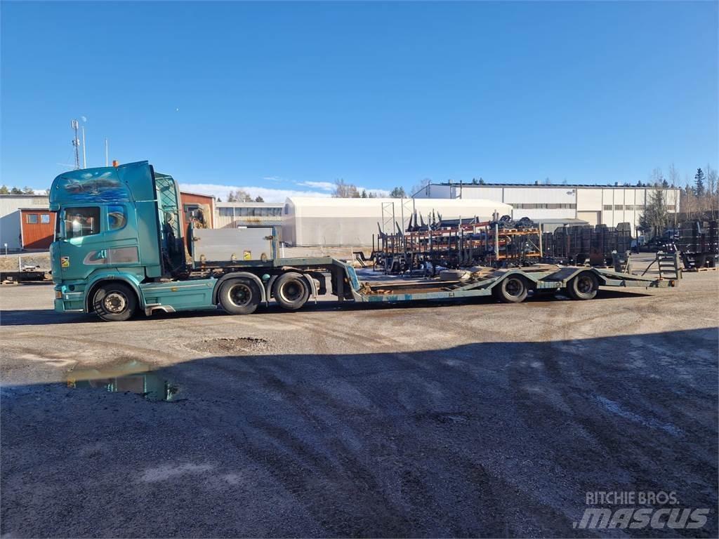 Scania R520 林业运输车
